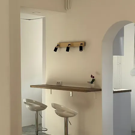 Balconia Sunny In Centre Of Διαμέρισμα Βελιγράδι