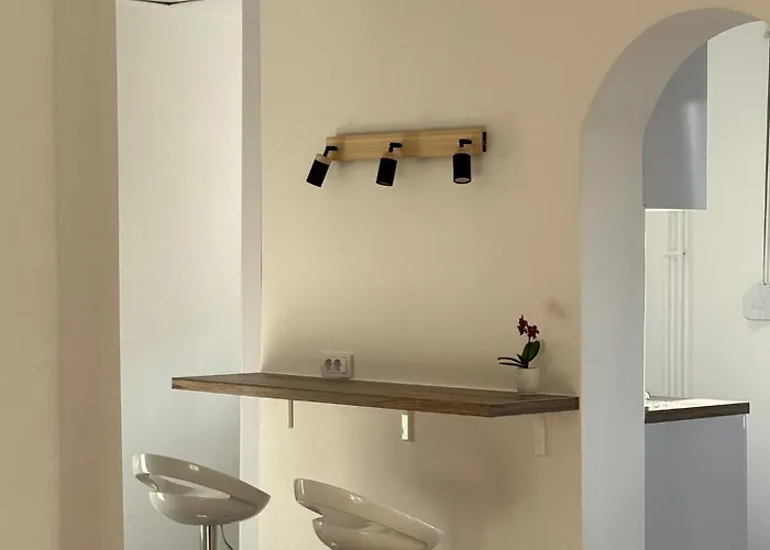 Balconia Sunny In Centre Of Apartament Belgrad